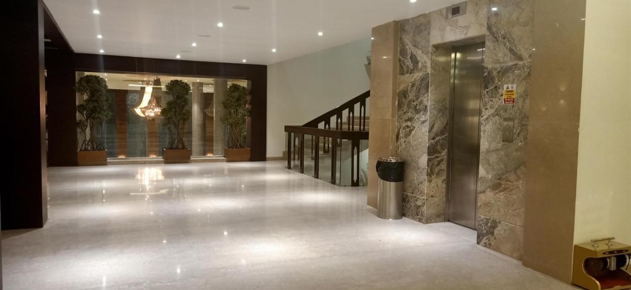 Hotel The Arindum Katni エクステリア 写真