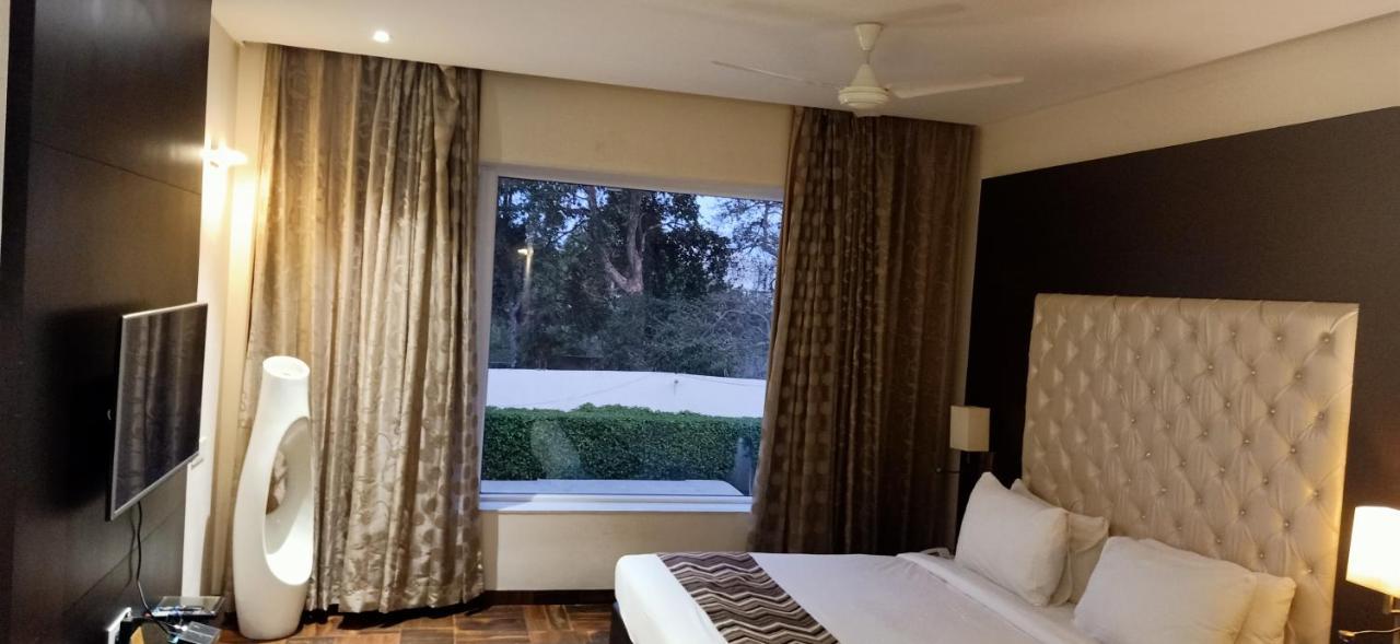 Hotel The Arindum Katni エクステリア 写真